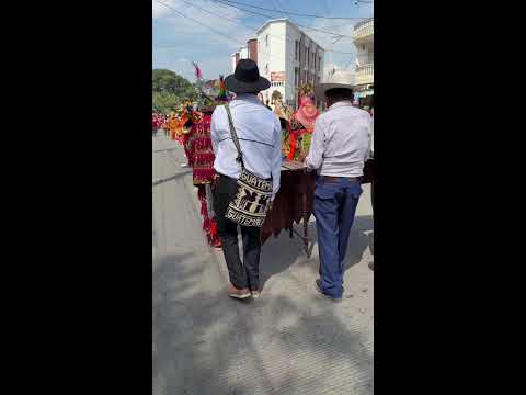 Desfile inaugural Santa Cruz Verapaz