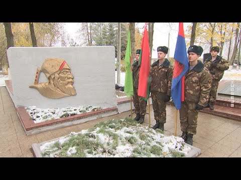 В Сураже отметили 80-летие освобождения горпоселка от
немецко-фашистских захватчиков