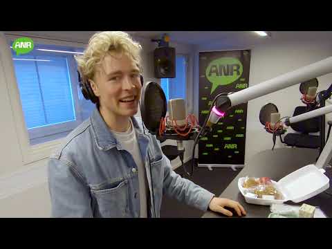 Morgenkøterne på ANR overrasker Christopher 😂