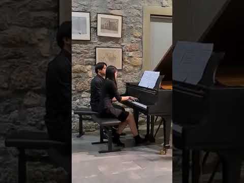 Truc Mai (piano) & Maxim Brusa (Saxophone) - Pedro Iturralde - Pequena Czarda