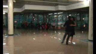 Pablo Garcia y Francesca Del Buono - Por la guella