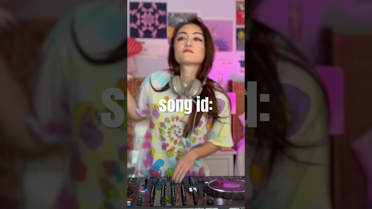 this one goes HARRRD🔥 #musicislife #dj #ravelove #djsong #techno #ravedj #musicgenre #ravevibes