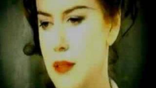 Bài hát One Day I'll Fly Away (OST Moulin Rouge) - Nghệ sĩ trình bày Nicole Kidman