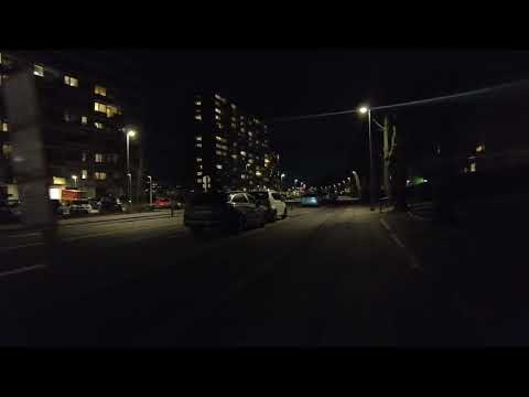 MongoTV_8339 - Del 2 - GÅR EN SEN AFTENTUR LØRDAG OG KØBER LEGO PÅ TANKSTATION PÅ KREDIT