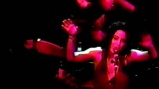 KidneyThieves - Feathers - Live at the Troubadour HD