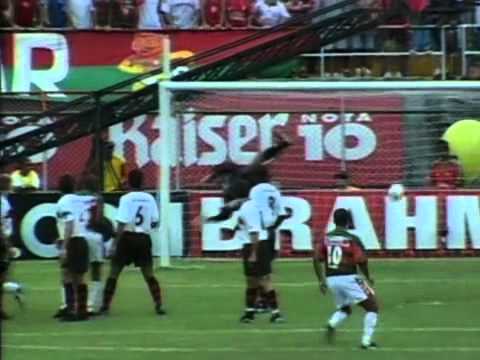 Portuguesa 2 x 1 Flamengo - Campeonato Brasileiro 2000