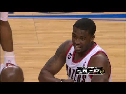 2011 playoffs west conference 1st round Mavs vs Blazer，g3