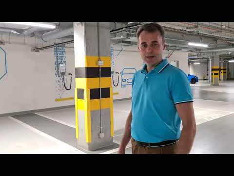 Mirek Gumula, instruktor DTJ z kilkudziesięcioletnim doświadczeniem zaprasza na #FleetElectricDay