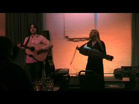 The Oxford and 'Ampton Railway performed by Vicki Swan and Jonny Dyer at Watford Folk Club 17-06-11