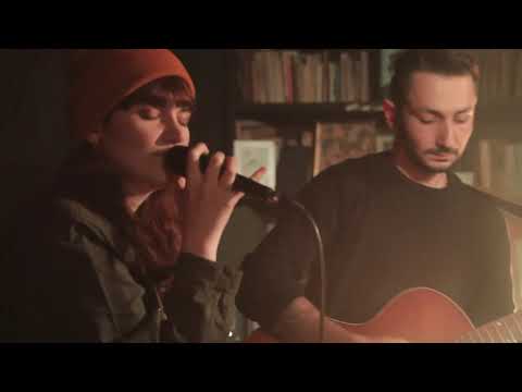 Eleven Green - Silent Thoughts / Live at Meeting Point