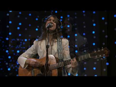 Weyes Blood - Children of the Empire