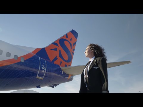 Fly for Sun Country Airlines