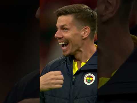 🟡🔵 Derbiyi Kazanan Fenerbahçe'nin Maç Sonu Sevinci! #shorts #fenerbahçe