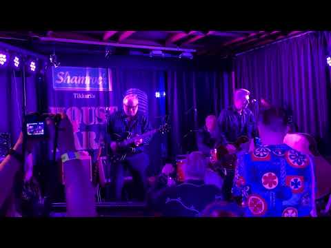 Ellis & The Angry Teens @ Shamrock, Vantaa