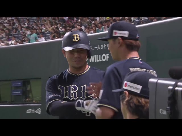 【3回表】2打席連発!! バファローズ・頓宮裕真 テラス席へ飛び込む今季第15号ソロHR!!  2023年8月30日 福岡ソフトバンクホークス 対 オリックス・バファローズ