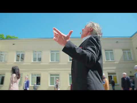 Aria Nessun Dorma przed szpitalem (Warszawa, maj 2020) Music for the Medic