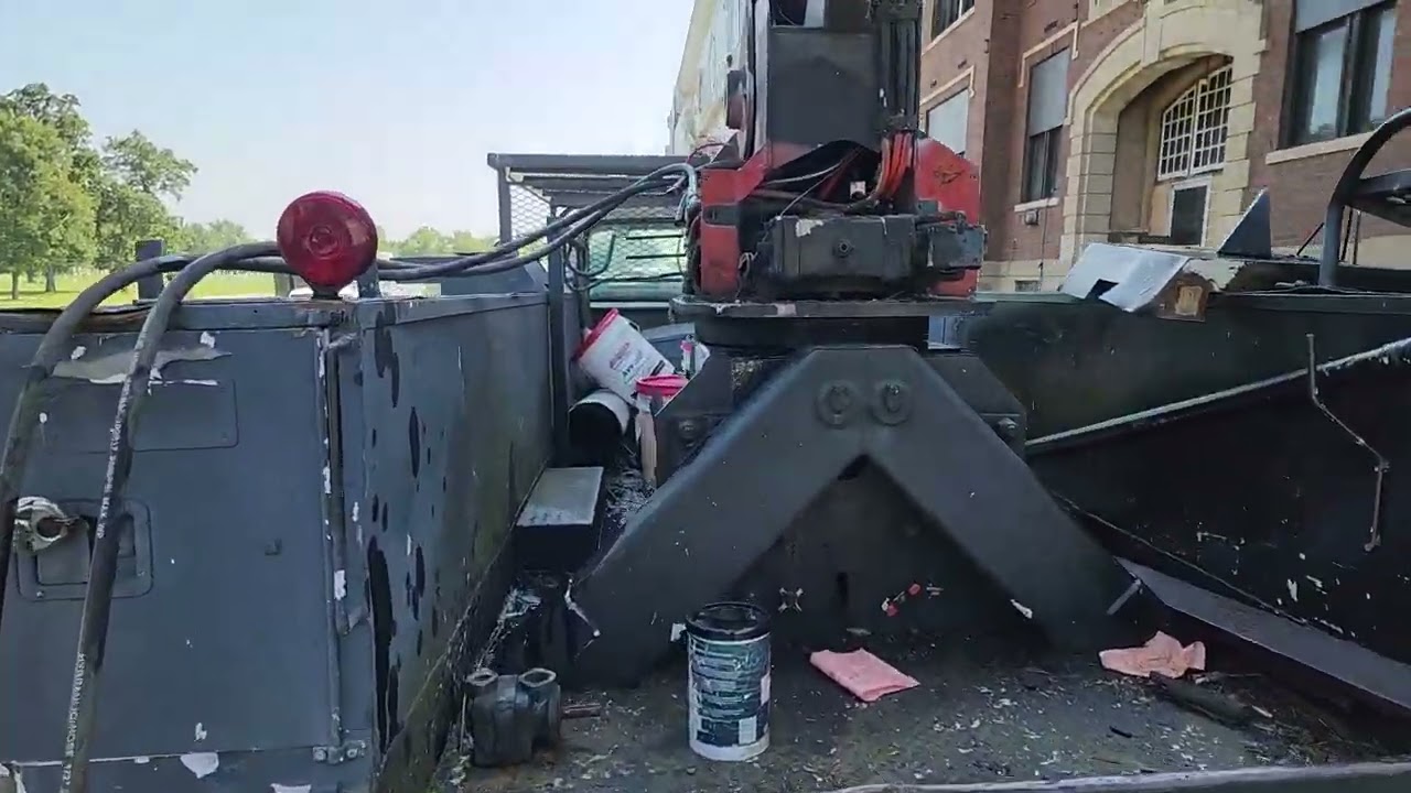 Redneck repairs! #brokenbucket