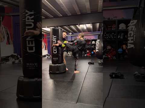 Unorthodox Muay Thai – Kick Counter to Caught Leg with Paul Karpowicz