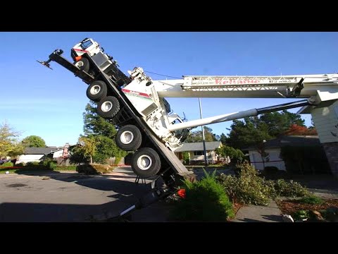 TOP 20 Extreme Dangerous Cranes, Excavator & Big Truck Fail - Heavy Equipment Operator Idiots Skills