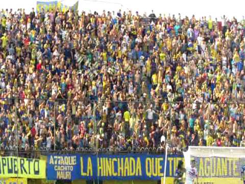 "Hinchada contra Carapegua 02-09-12" Barra: Chancholigans &bull; Club: Sportivo Luqueño