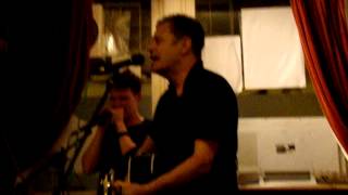 The Tavern Sessions: Roy Hill feat. Johnny Boy James - Princess Of Pain (03/10/2012)