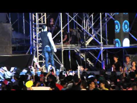 140322 [Fancam] HEC K-festival 2PM I Can't, Hands Up, 10 points out of 10