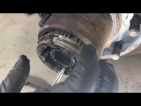 Chevy 10 bolt 4x4 front axle lock out hub removal and wheel bearing lock nut