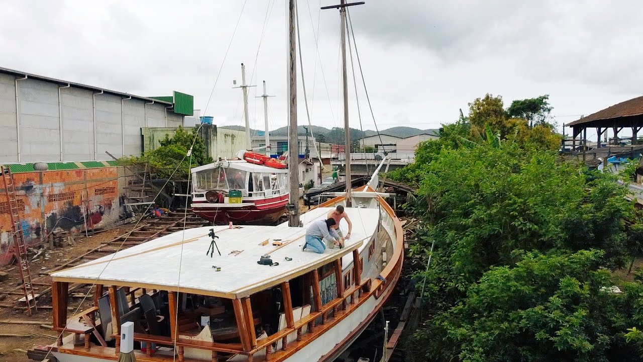 Building a rainwater catching system on our off-grid sailboat — Sailing Yabá 156