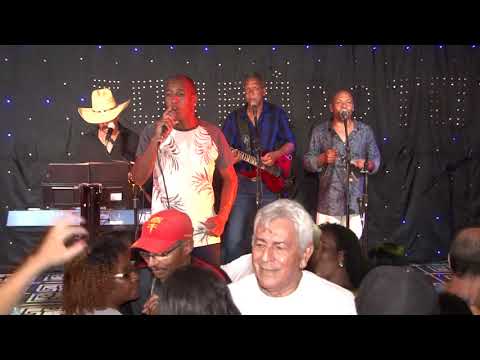 Banda Irmãos Liandro - Formação Ano 2000 - DVD 2020 - Contato (21) 99790-5244 / 98138-2857