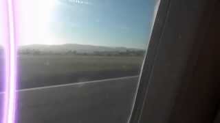 preview picture of video 'JQ 735 Launceston Landing'