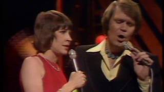 Glen Campbell & Helen Reddy - Glen Campbell Live in London (1975) - Delta Dawn