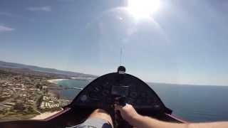 preview picture of video 'Flying an ELA Gyrocopter (Part 3 shoreline near Wollongong)'