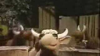 Sesame Street - I&#39;m Proud To Be A Cow