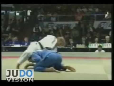 JUDO 1997 European Team Championships: Ylenia Scapin (ITA) - Nicole Bruns (GER)