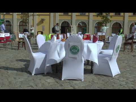 Bautzen - bundesweite Aktion" Leere Stühle"