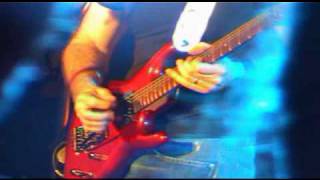 Joe Satriani - Clouds Race Across The Sky