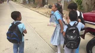 preview picture of video 'Niños Cantando en Dibulla'