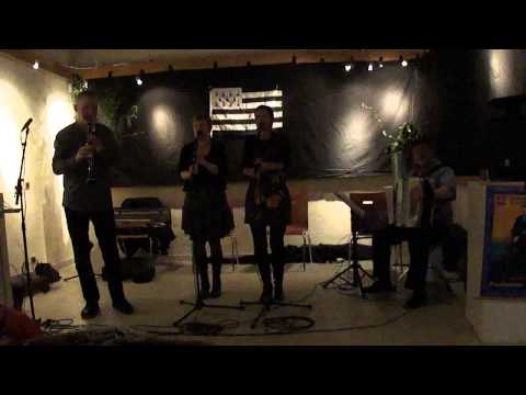 Traou en dro : plinn ton simpl à Clohars Carnoet