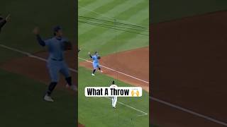 Kazuma Okamoto makes a fantastic throw from third to get the out ???? #MLB #BlueJays