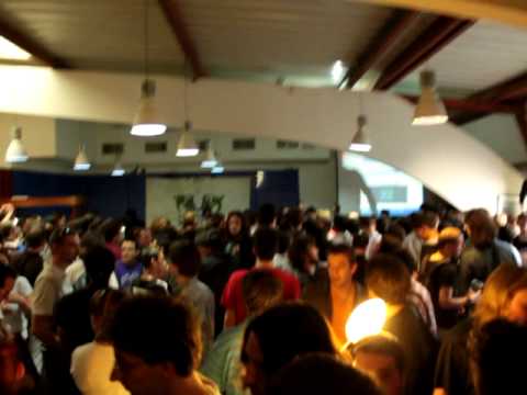 Pomf & Thud - Bistrot des Princes 03/06/11- Interieur - Sarens vs MoMan