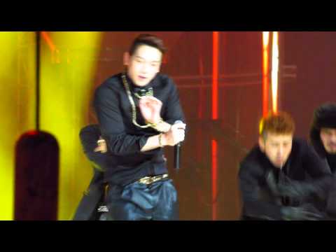 131122 MAMA in HK - Rain