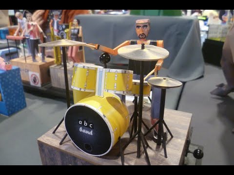 Schlagzeug Papiermodell - Modellbauausstellung Friedrichshafen 02.11.2025