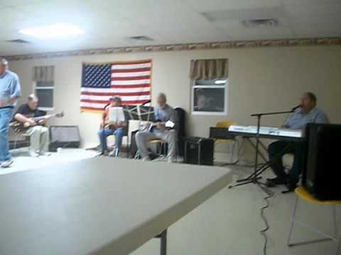 rocky tonk sang by johnny edwards and the woodpickers band.AVI