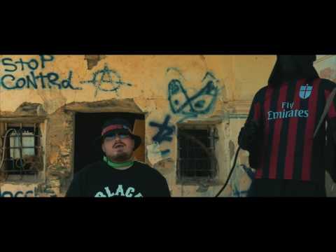 CASA DEGLI SPECCHI - "Un assolo di cerniera"