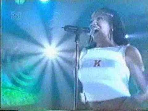 Kelle Bryan - Higher Than Heaven ( TV Performance )