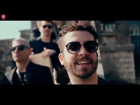 Roaming band for weddings & events in Verona, Italy - Dusk Roamers