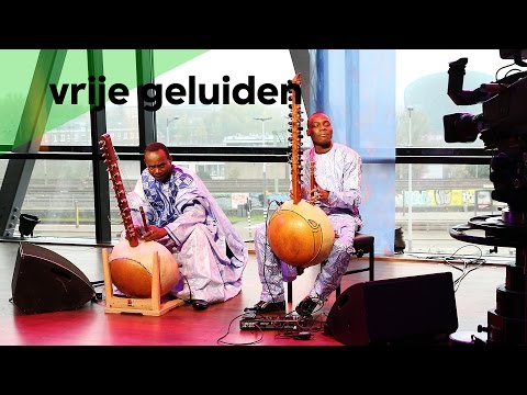 Toumani & Sidiki - Hamadoun Toure (live @Bimhuis Amsterdam)