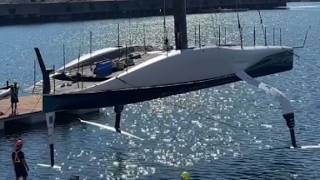 America's Cup, l'AC75 dei francesi è il primo a scendere in acqua