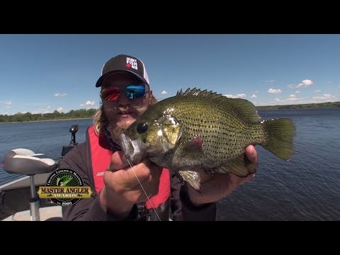 Trophy Rock Bass Fishing in Manitoba - Manitoba Master Angler Minute