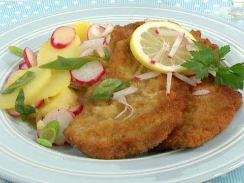 Rezept: Wiener Schnitzel mit selbstgemachtem Kartoffelsalat!
